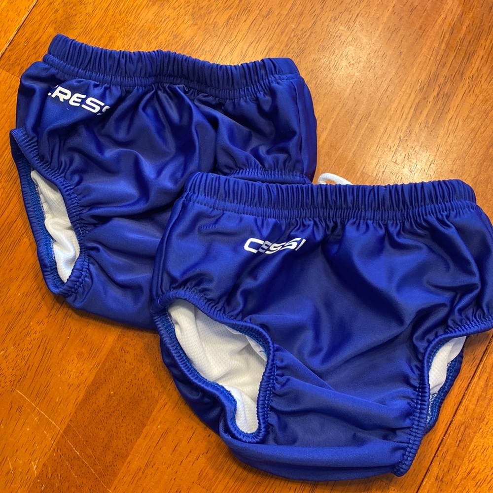 2 reusable swim diapers